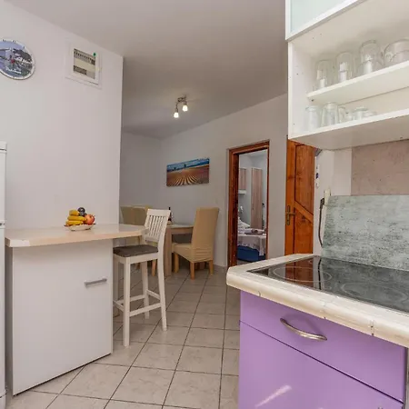 Beautiful In * باكوشتاني