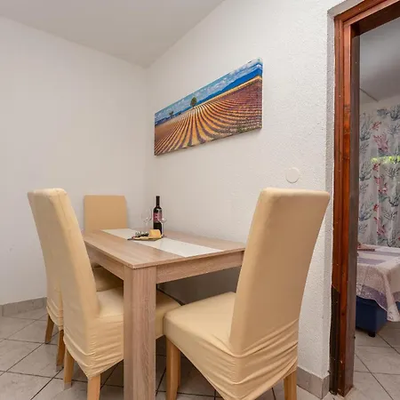 Apartmán Pet Friendly In With Wifi Pakoštane