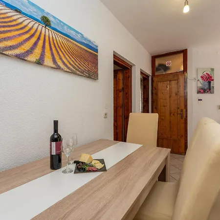 Pet Friendly In With Wifi Daire *
